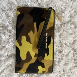 NEW Michael Kors Clutch Bag Purse