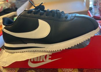 Nike Cortez Men’s Size 9  $75 obo