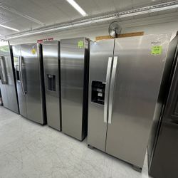 Open-Box - Side by Side Refrigerator - SCRATCH AND DENT