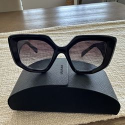 New Prada Sunglasses SPR 14Z Authentic 