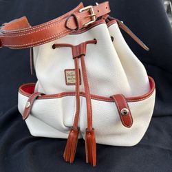 Dooney Bourke