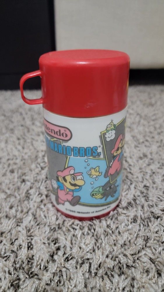 Vintage Super Mario Thermos