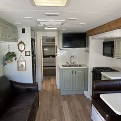 2015 Forest river 28DS class A RV (29.5feet Long)