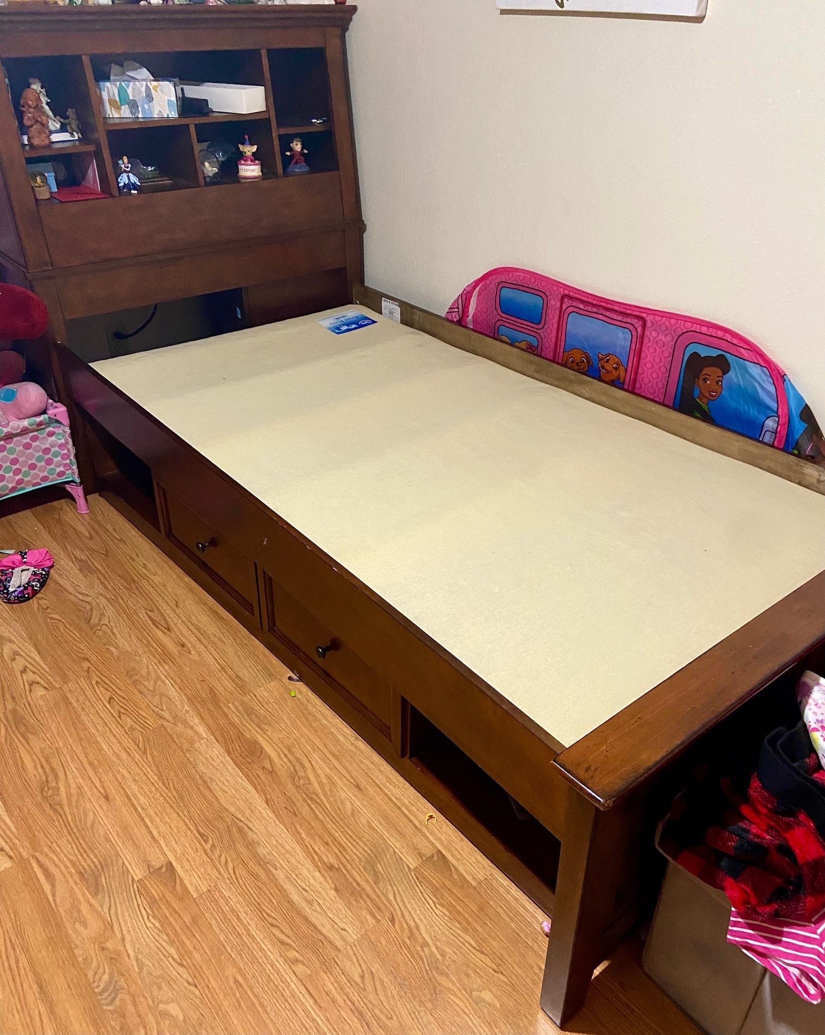 Havertys Ashebrooke Youth Bookcase Bed