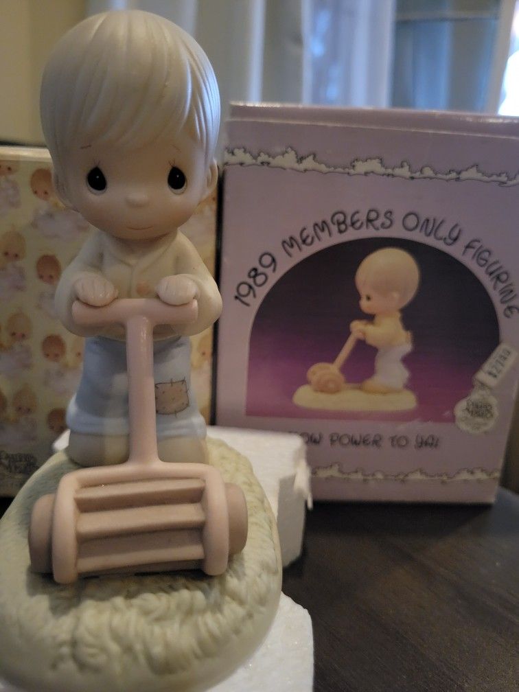 Vtg Precious Moments Figurine "Mow Power To Ya!