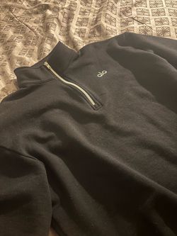 Black alo quarter zip