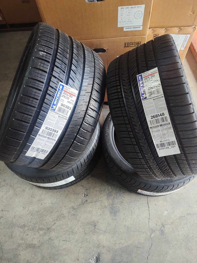 285/30/20 And 305/30/20 Michelin PILOT SPORT ALL SEASON 4 I Don't Want To Separate