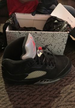 8.5 Jordan 5 Retro Black Metallic $350
