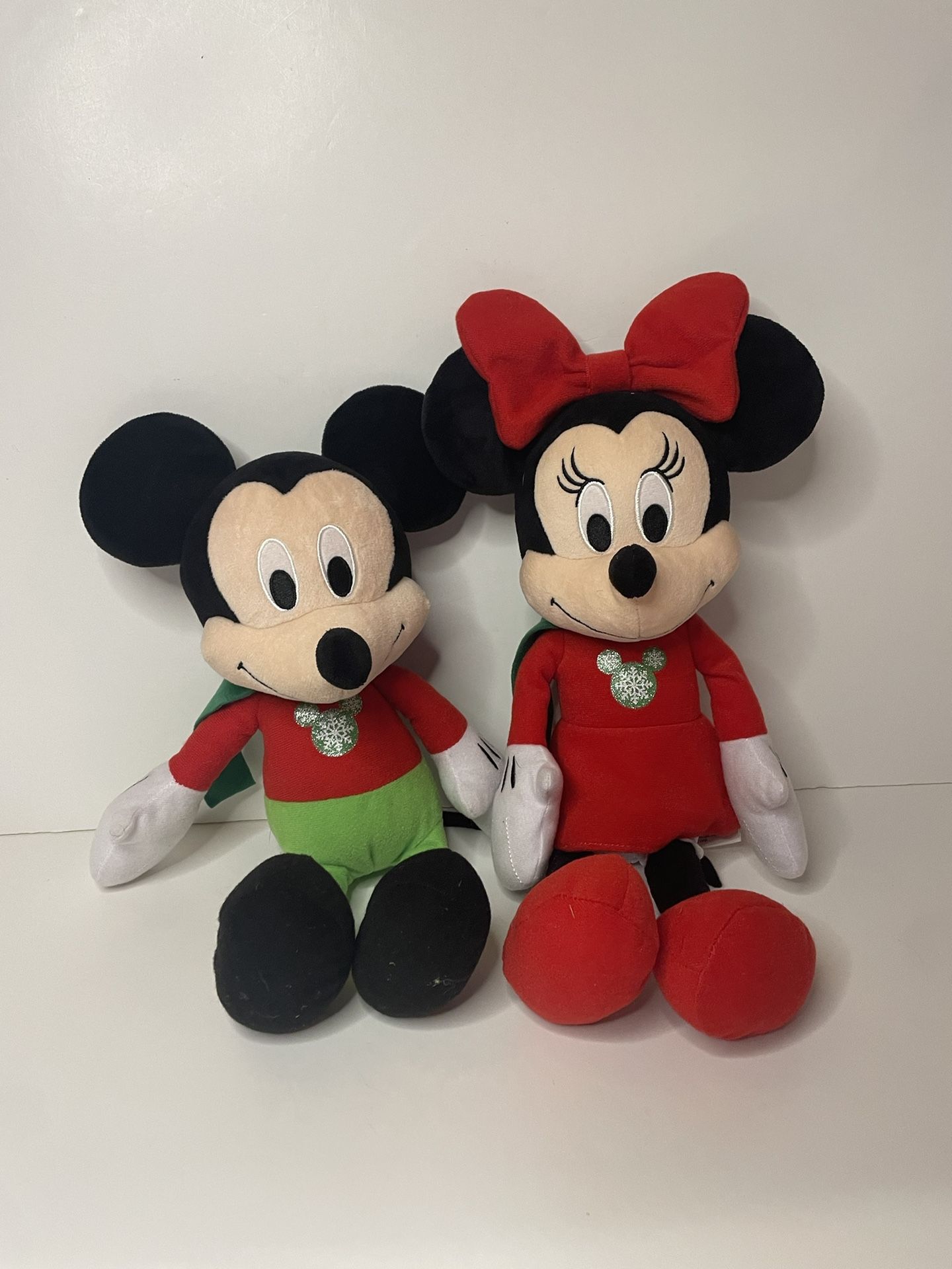 Christmas Mickey and Minnie plushy’s