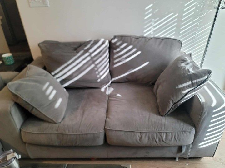 Sofa & Loveseat