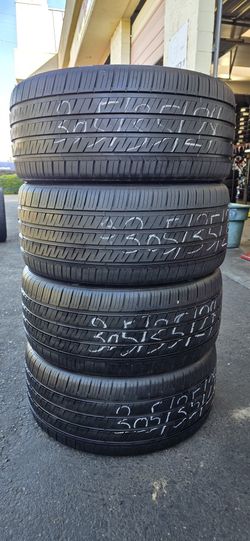 P305/35ZR24 Landspider Citytraxx Tires For Sale. 99% Tread. 