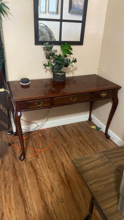 Cherry Wood Desk