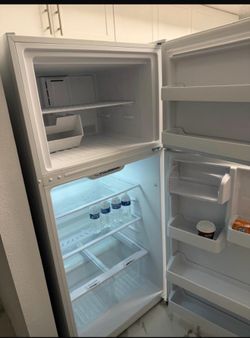 Refrigerator & stove