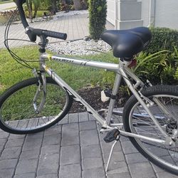 Vendo BICICLETAS UNA O LAS DOS