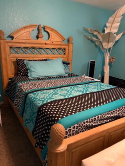 Bedroom set Queen