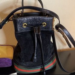 Cute Authentic Gucci Suede Bucket Bag