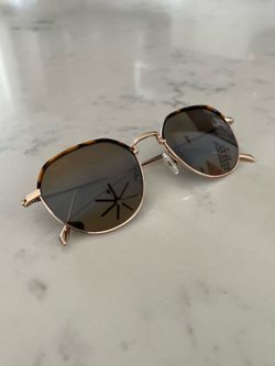 Maui Jim - Island Eyes Sunglasses, Polarized, Gold