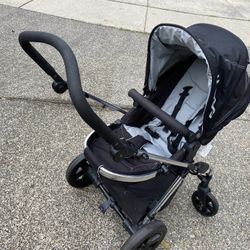 Icoo Stroller, Bassinet, Carseat And Adapter
