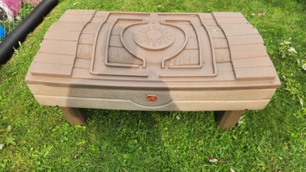 Water and sand table