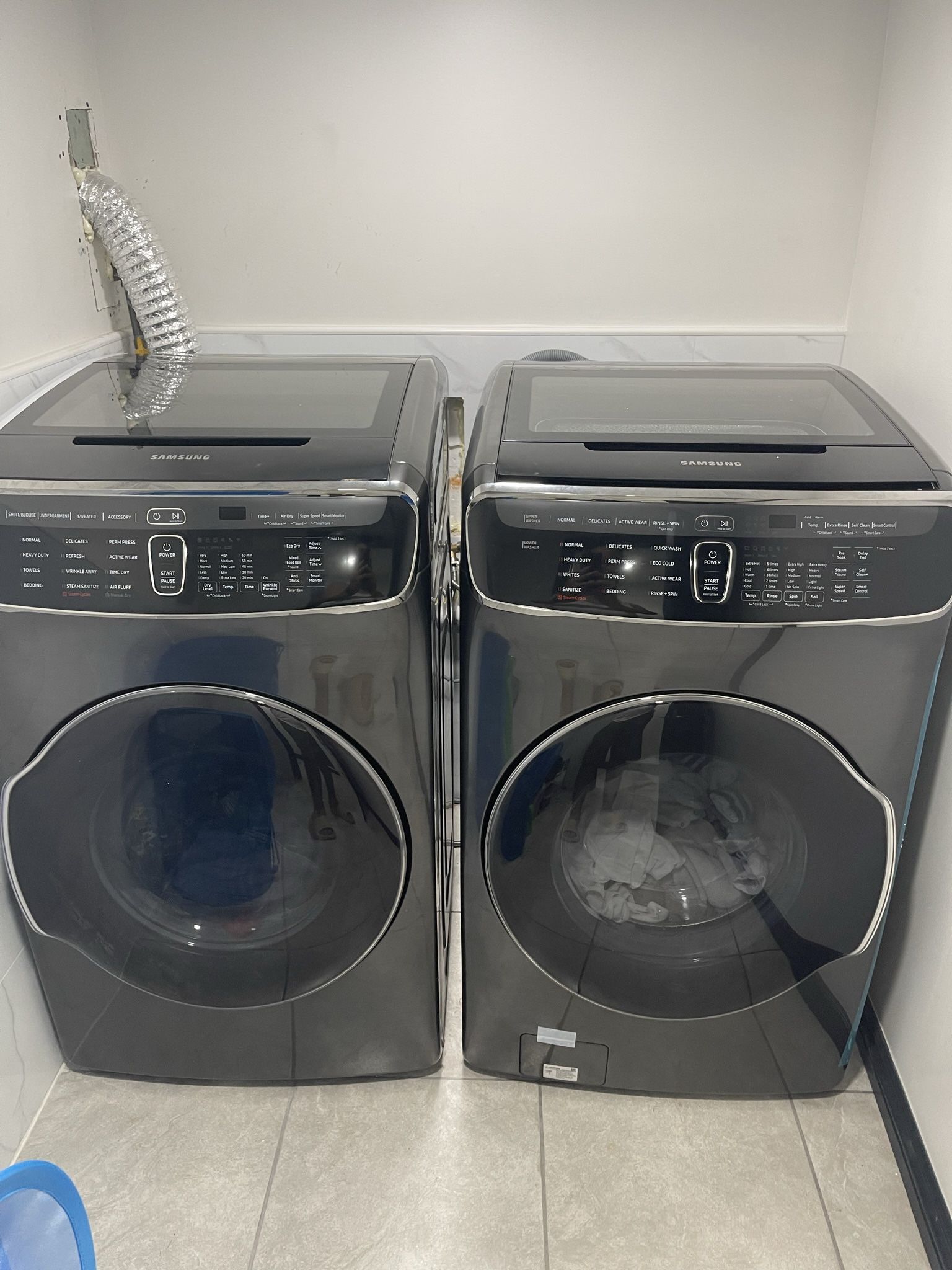 SAMSUNG FLEX WASHER AND Gas DRYER