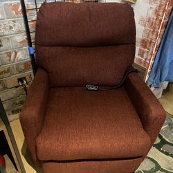 Recliner / Lift To Standing Chair electronic 