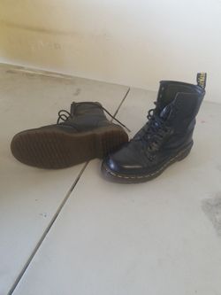 Dr. Martens Black Shoes