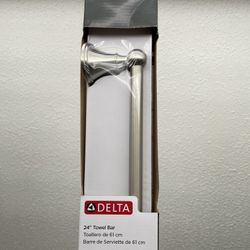 DELTA 24” Towel Bar 138031