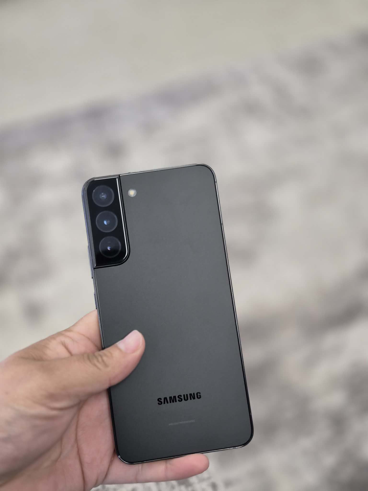 Galaxy S22 Plus UNLOCKED 256GB