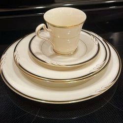 Fine China Set 