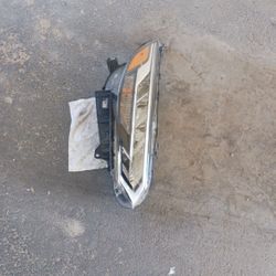 2020 to 2022 Nissan Sentra Passenger Side Headlight OEM