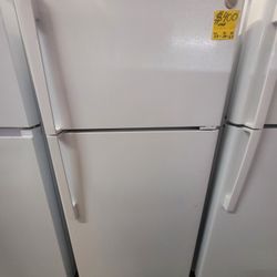 GE Refrigerator 