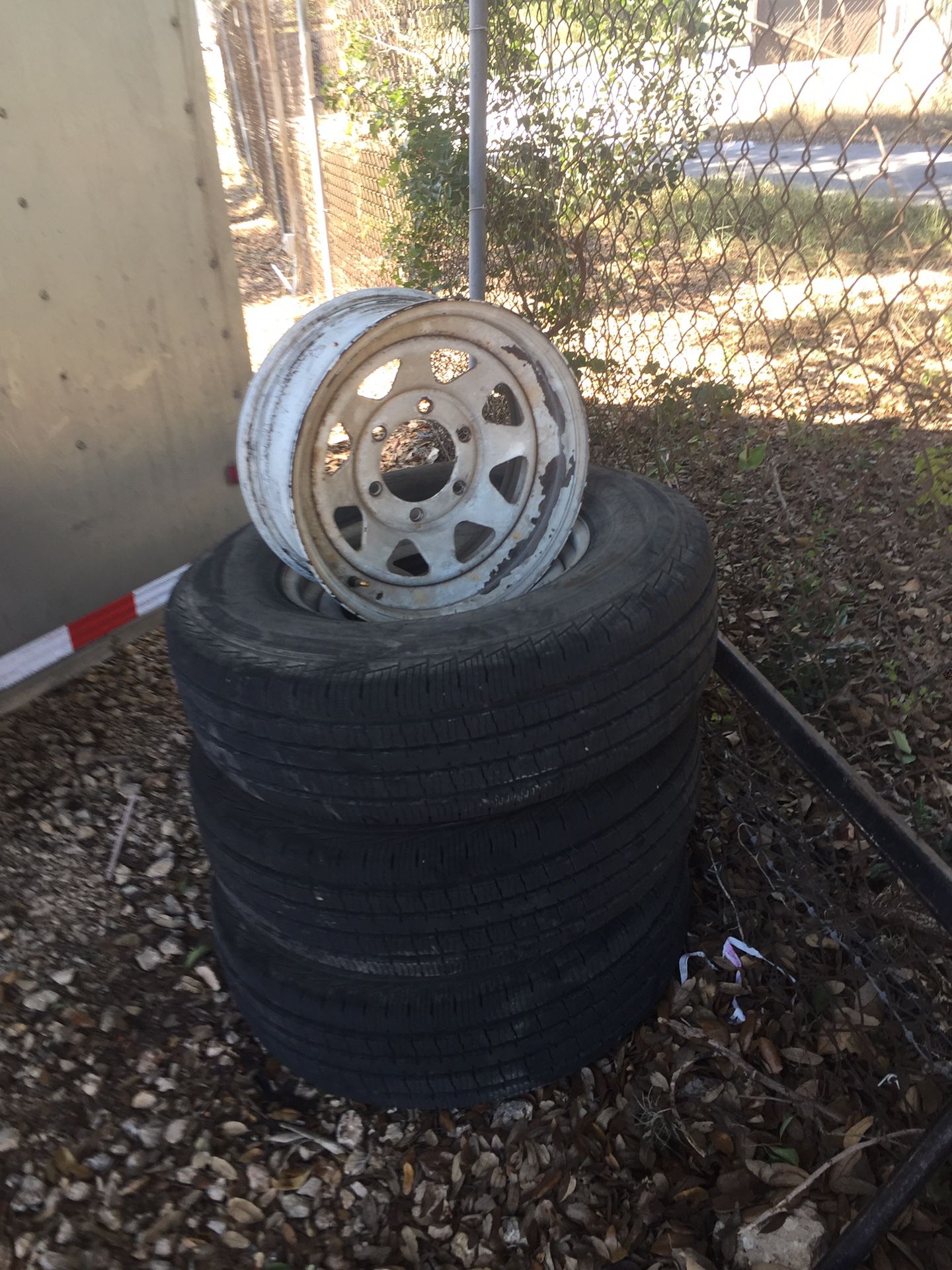 America’s trailer tire and rim set of 3 with one rim