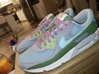 Nike Air max 90 SE Size 11.5 190$