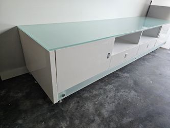 Modern TV Stand 
