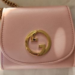 Gucci Blonde GG  Crossbody Chain Wallet 