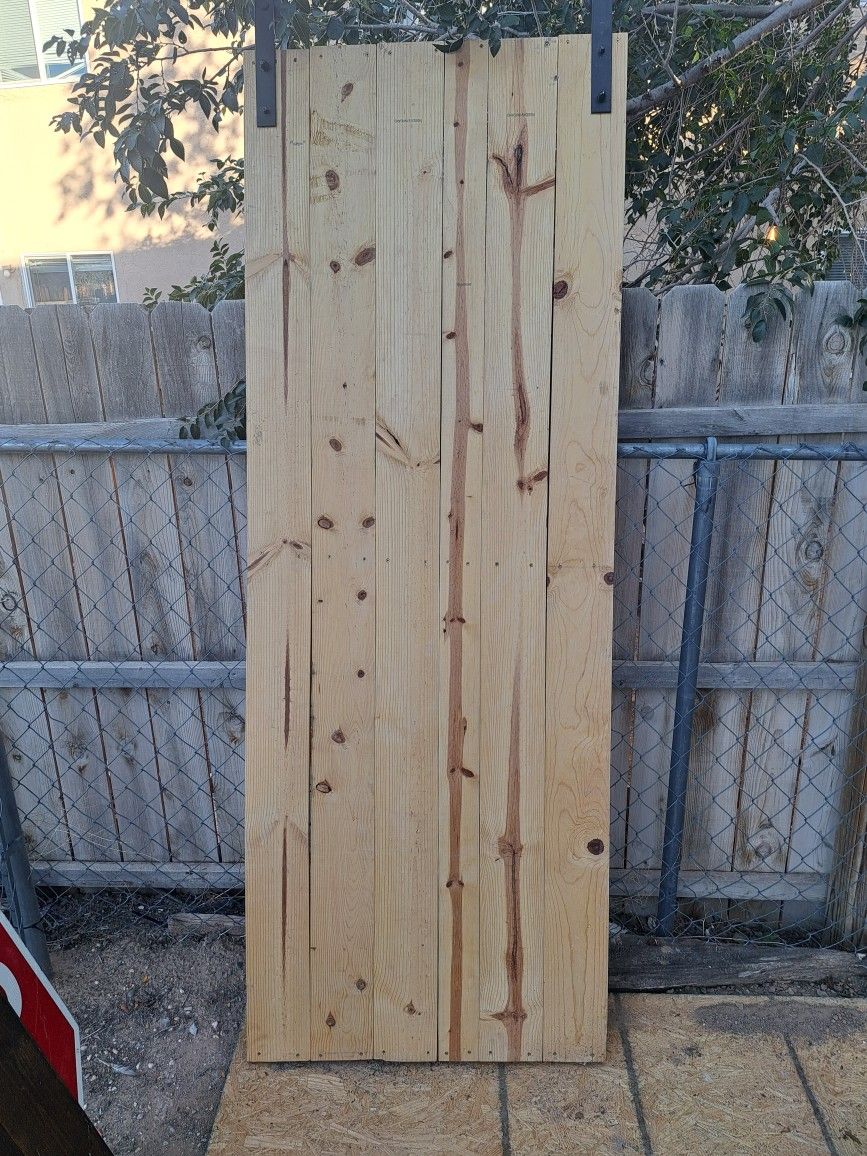 Pine Barn Door/ Hardware