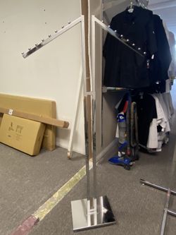 4 Four Way And 2 Two Way Racks