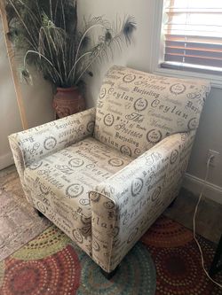 Cute Bedroom or living room Chair $90 OBO90