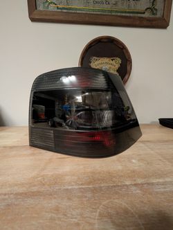 New Tail Light Right MK4 GTI/GOLF 