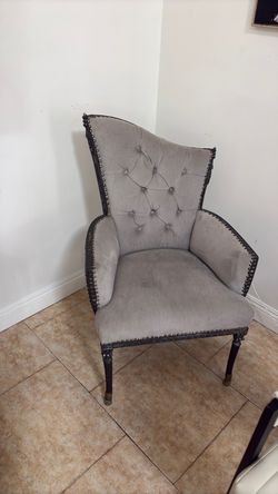 2 side chairs