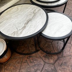 Set Of 4 - Round Outdoor Coffee Tables