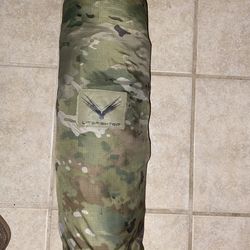 TENT ARMY PARA UNA PERSONA SOLO SE USO 1 VEZ PRACTICAMENTE NUEVA