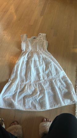 White Maddie dress size extra large 14 to 16 girls