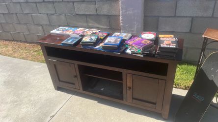 Tv stand
