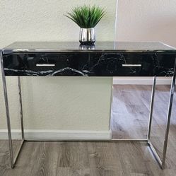 Table/Desk