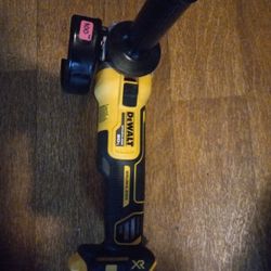 DeWalt DCG 405 XR 20V Brushless Angle Grinder 100 Dollars No Lower