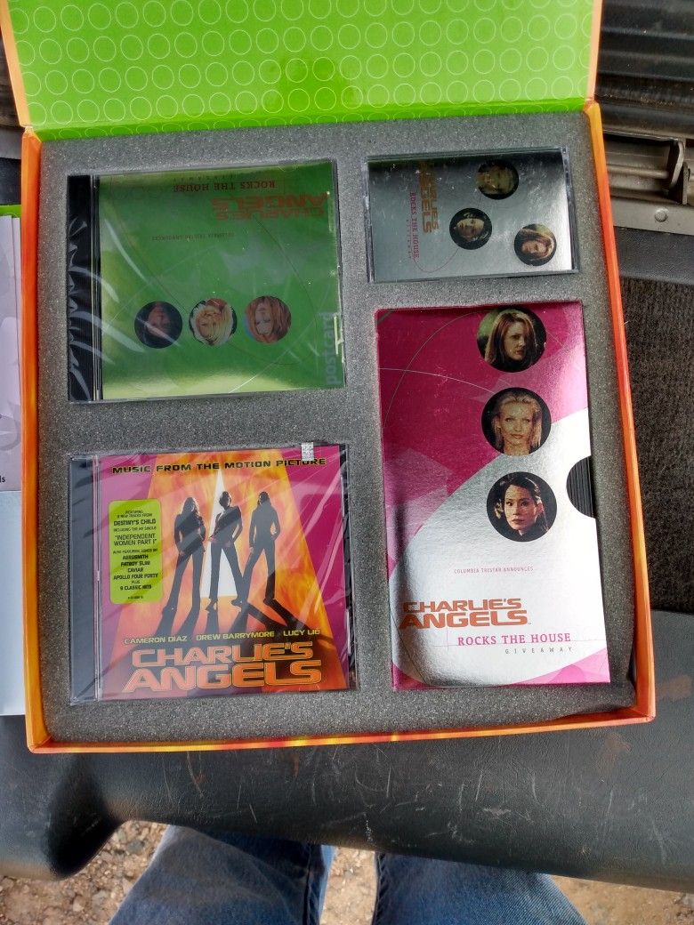 Charlies Angels Set