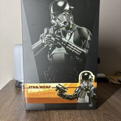 Hot Toys Death Trooper TMS013 Figure