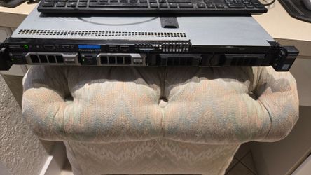 Dell poweredge r230 Xeon 3.4  16 gig Memory  2 one Terrabyte  Hard Drives Winodws 2019 Server