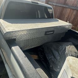 Husky Tool Box Mid Size